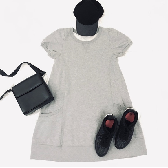 H&M Sweater Dress with Gathered Sleeves Size 6 - Picture 1 of 5